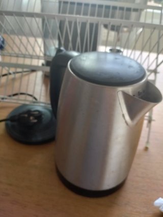 Cafetera y Hervidor con escurreplatos