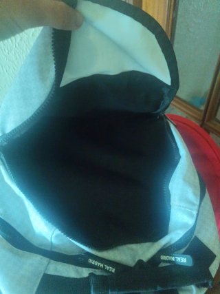 Mochila Real Madrid Original Gris y Negra