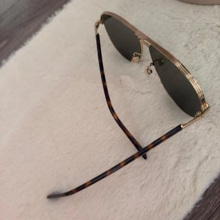 Gafas Gucci GG1098S Negro/Dorado