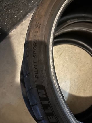235/35 ZR20 92Y Michelin Pilot Sport 4S
