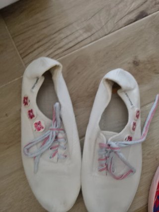 Lote 3 zapatillas tipo merceditas