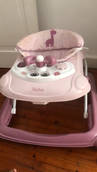Caminador para bebé niña rosa
