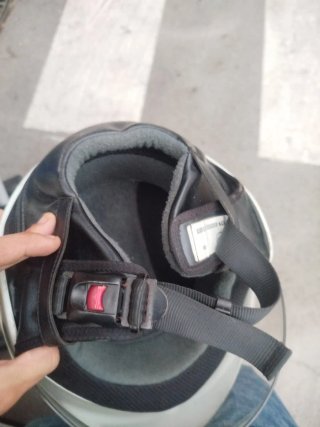 Casco de moto Lazer con visera