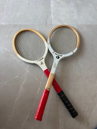 Raqueta de madera vintage