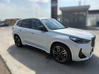BMW iX1 xDrive30