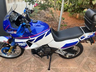 Yamaha Super Ténéré 750 Adventure Moto