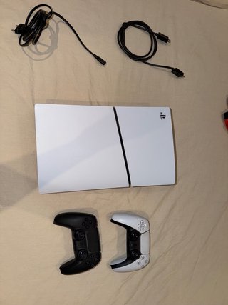 Consola PlayStation 5 + 2 Mandos