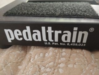 Pedalera Pedaltrain + bolsa Pedaltrain de calidad.