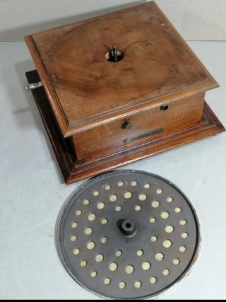 Caja completa de Gramófono Pathephone 2