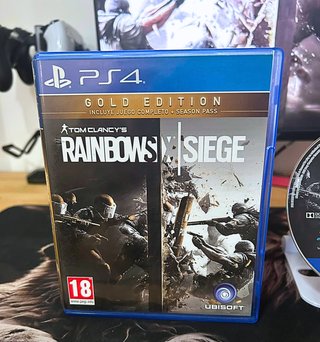 🇪🇸 Rainbow Six Siege Gold Edition PS4 Completo