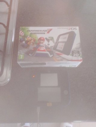 Nintendo 2DS con Mario Kart 7