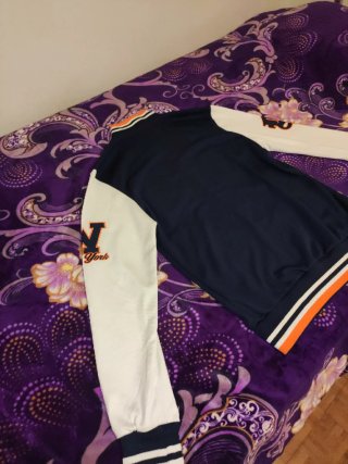 Sudadera Varsity Azul y Naranja