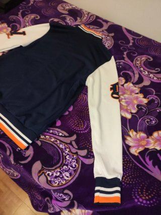 Sudadera Varsity Azul y Naranja