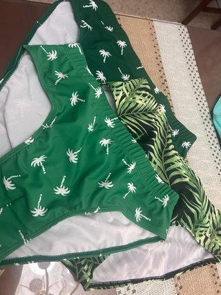 Bañador slip verde palmeras