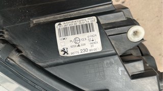 Óptica delantera izq Peugeot 308 moderno 12-16
