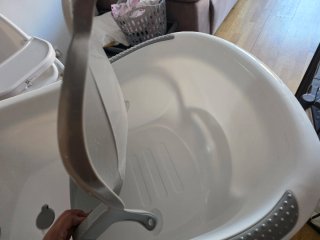 Bañera para bebé con soporte. Venta solo en person