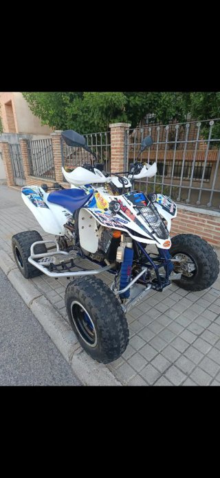 Suzuki LTZ 400 Quad