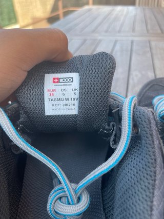 Botas de montaña +8000 grises