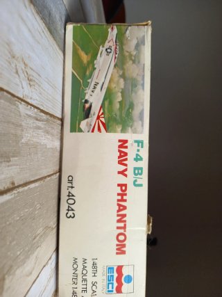 Maqueta ESCI F-4 B/J Navy Phantom 1/48