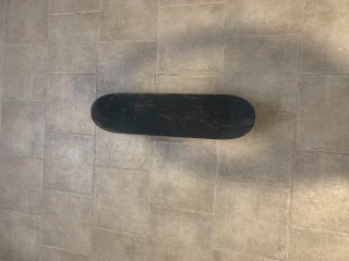 Patineta negra