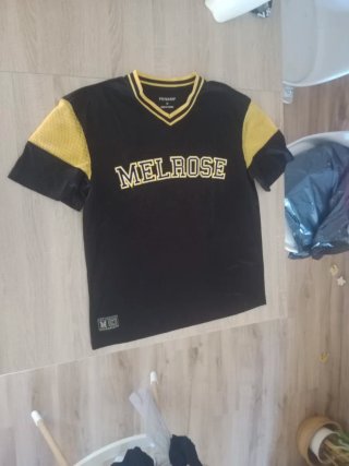LOTE 13 PRENDAS DE HOMBRE – 35€