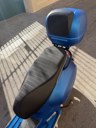 Vespa GTS 300 SuperSport Azul