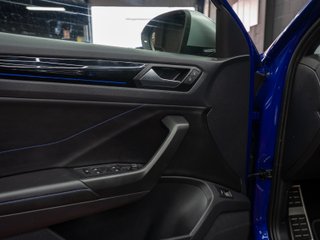 VOLKSWAGEN T-ROC R300