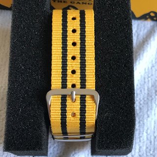 Reloj Snoopy Amarillo
