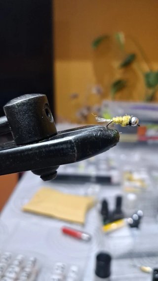 Ninfas y Perdigones Pesca Mosca