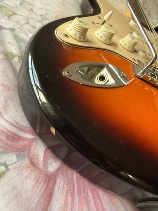 Fender Squier Stratocaster Affinity para zurdos