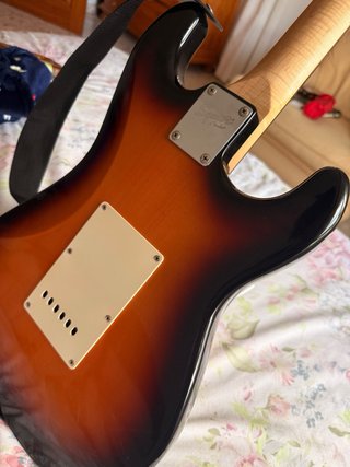 Fender Squier Stratocaster Affinity para zurdos