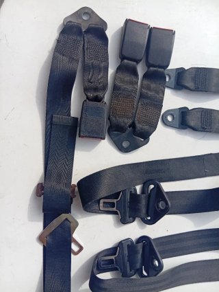 Kit cinturones Peugeot 205