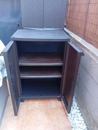 Armario exterior resina marrón