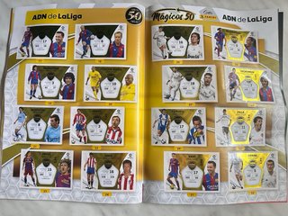 Album de la liga 2021-2022 (casi completo)