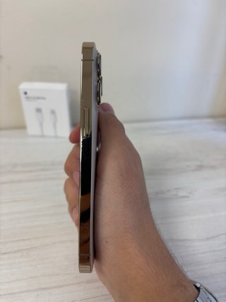 iPhone 13 Pro Plata + Cable USB-C a Lightning