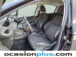 Peugeot 208 HDi 68 Style 50 kW (68 CV)