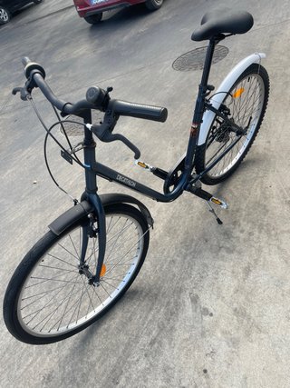 Vendo Bicicleta de paseo Decathlon azul