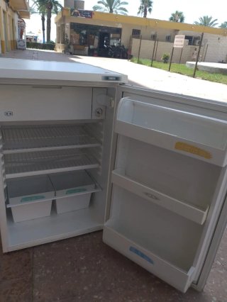 Nevera Zanussi blanca
