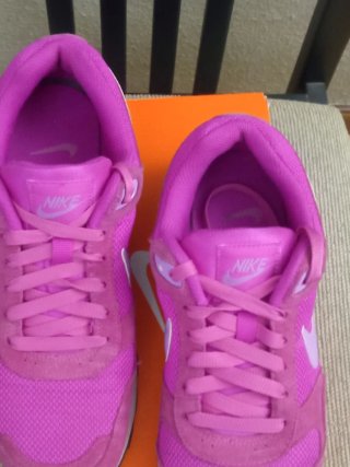 Zapatillas Nike Talla 40 Rosa y Lila