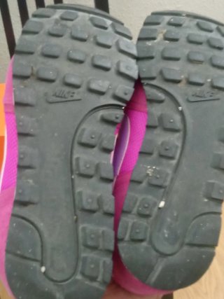 Zapatillas Nike Talla 40 Rosa y Lila