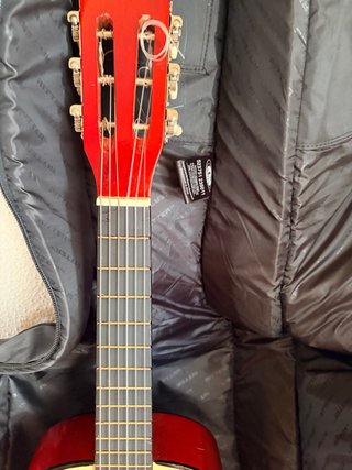 Guitarra Clásica con Funda