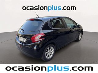 Peugeot 208 HDi 68 Style 50 kW (68 CV)