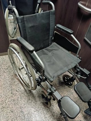 Silla de ruedas en perfecto estado