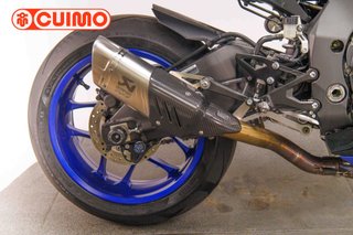 YAMAHA YZF R1