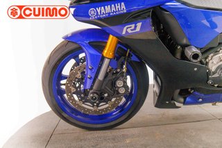 YAMAHA YZF R1