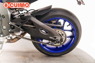 YAMAHA YZF R1