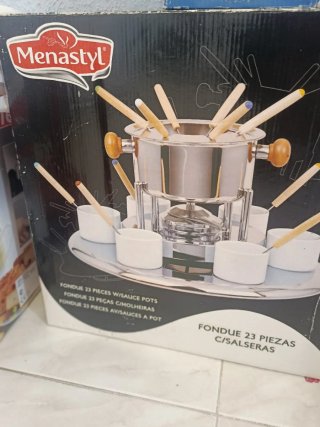 Fondue Menastyl 23 Piezas con Salseras
