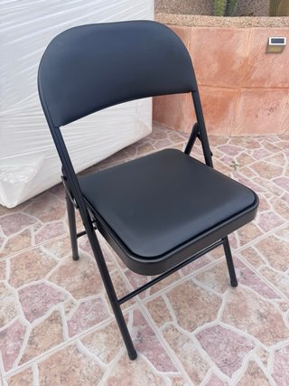 Silla plegable negra