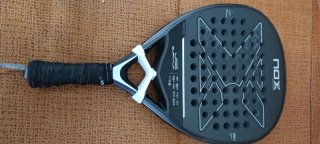 Pala de Pádel NOX LAIO QUANTUM