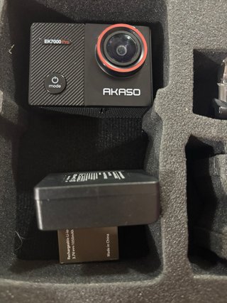 Cámara Deportiva Sumergible AKASO EK7000